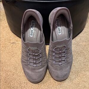 Skechers Slip-ins Relaxed Fit: Breathe-Easy - Home-Body Taupe Gray